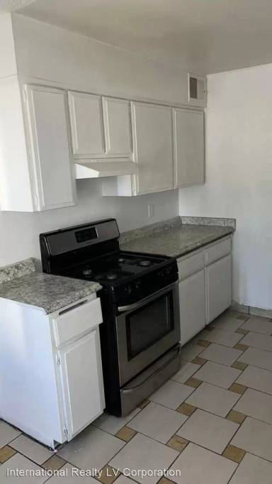 Main picture of 5100 Pebble Beach Blvd