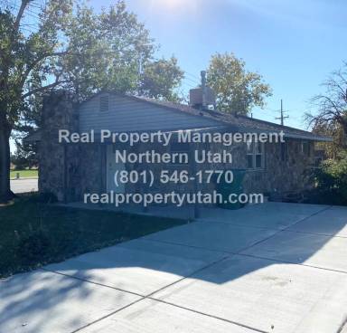Main picture of 2017 N Fairfield Rd