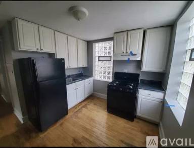 Main picture of 6939 S Indiana Ave