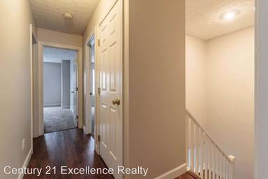 Main picture of 8200 Charlotte Way Ave