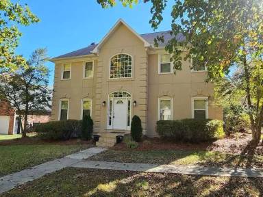 Main picture of 2400 Tweedmore Ct