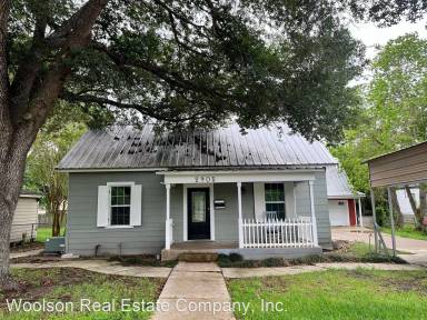 Main picture of 2905 Kipling St