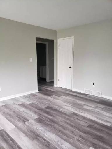 Main picture of 1901 Dewitt Dr