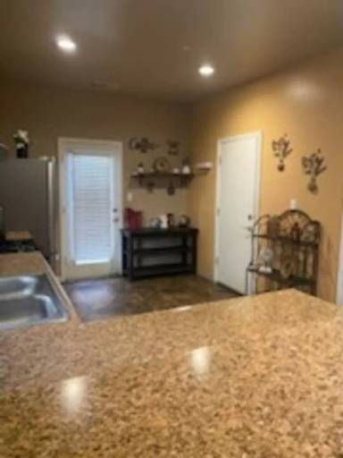 Main picture of 504 Harrier Way