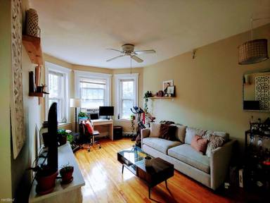 Main picture of 324 Chestnut Hill Ave