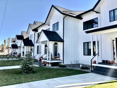 Main picture of 1013 7th St