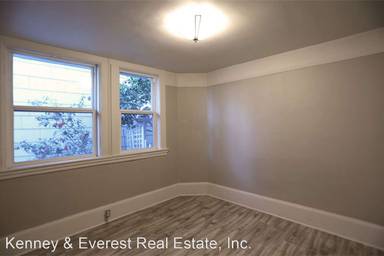 Main picture of 1070B Washington St