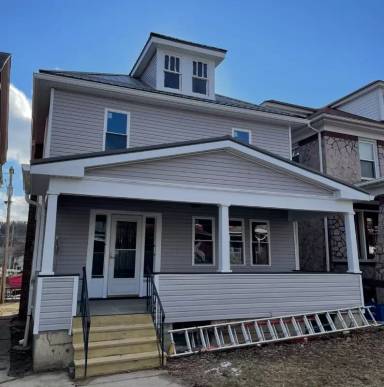 Main picture of 1005 2nd Ave