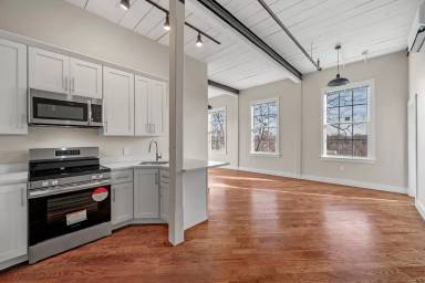 Main picture of 34 Tremaine St