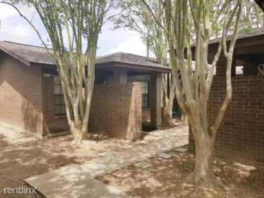 Main picture of Courtyard on Grimes