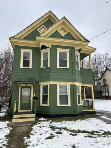 Main picture of 510 Cortland Ave