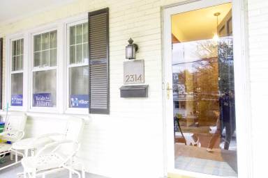 Main picture of 2324 39th St NW