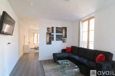 Main picture of 145 Mulberry St