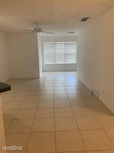 Main picture of 3450 Pinewalk Dr N