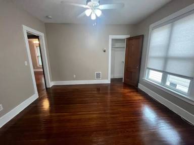 Main picture of 117 Maple St
