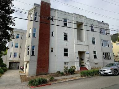 Main picture of 2555 Virginia St