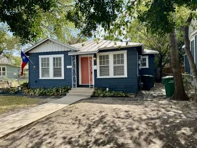 Main picture of 118 Callaghan Ave