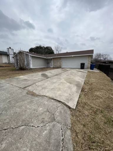 Main picture of 1046 Lemon Tree St