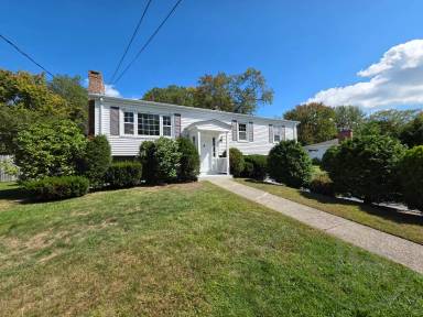 Main picture of 37 Sonny Dr