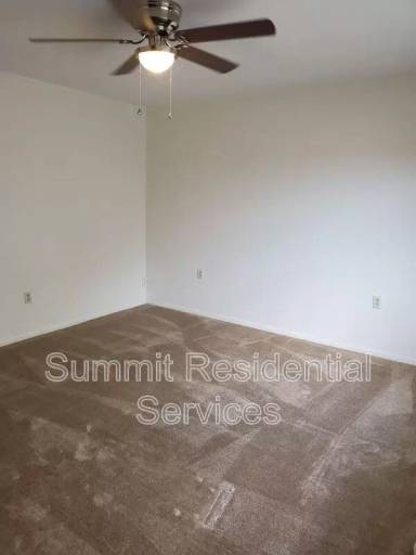 Main picture of 961 E Alvord Rd