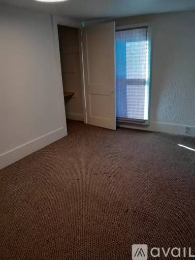 Main picture of 309 1/2 Anderson Ave