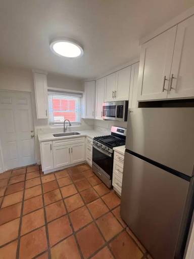 Main picture of 1906 K St