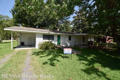 Main picture of 632 Firewood Rd