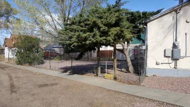 Main picture of 420 W 2nd St