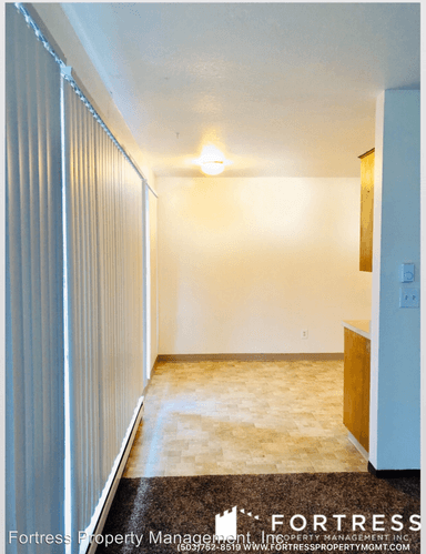 Main picture of 3945 SE 80th Ave