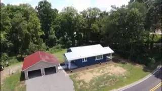 Main picture of 200 Luther Rd