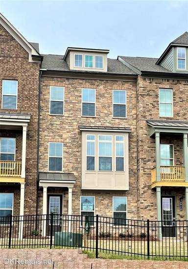 Main picture of 3758 Duke Center Way