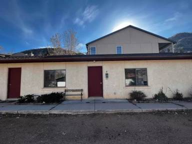 Main picture of 123 Pawnee Ave