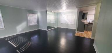 Main picture of 1922 Rogers Dr