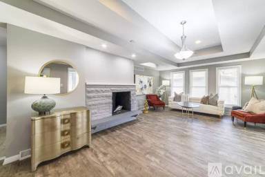 Main picture of 5501 Van Buren St