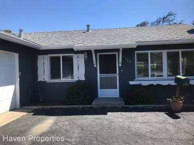 Main picture of 1860 Pinecove Dr