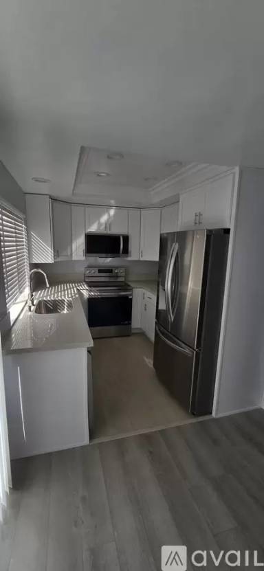 Main picture of 7869 Starling Dr