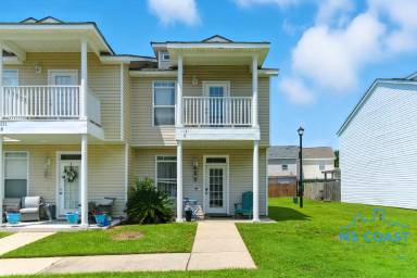 Main picture of 1131 Century Oaks Dr