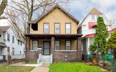 Main picture of 1427 East 61st Street