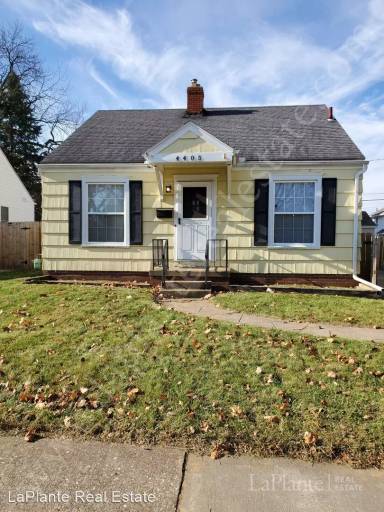 Main picture of 4405 Lyman Ave