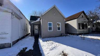 Main picture of 217 E Oregon St
