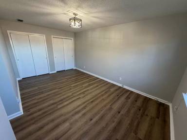 Main picture of 5302 Connie Cir