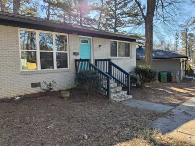 Main picture of 3106 Erskine Dr
