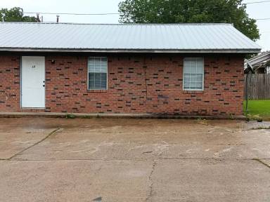 Main picture of 2229 W Reynolds St