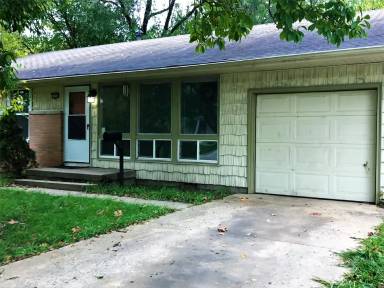 Main picture of 1206 W Eureka St