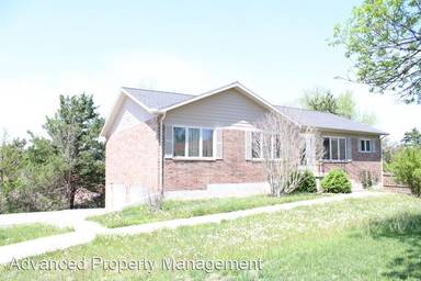 Main picture of 115 Harvard Pl