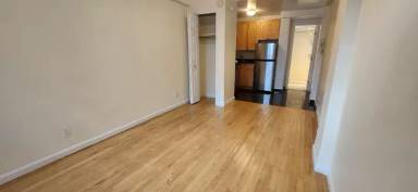 Main picture of E 84th St