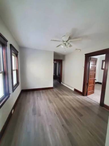 Main picture of 2062 W 87th St