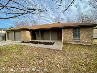 Main picture of 7004 Bennington Dr