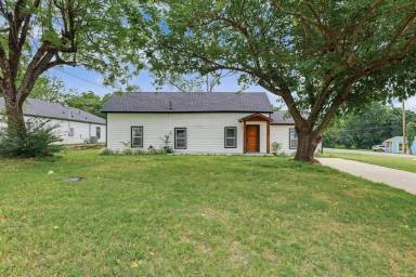 Main picture of 1320 S 7th Ave