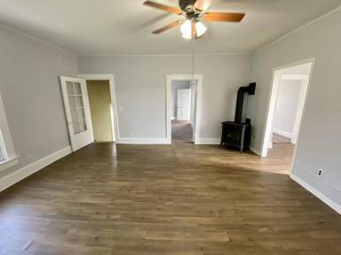 Main picture of 110 Liberty St